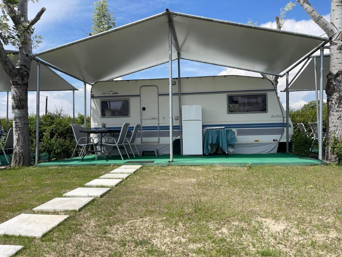 Aigeas Camping Nea Kallikrateia Екстериор снимка