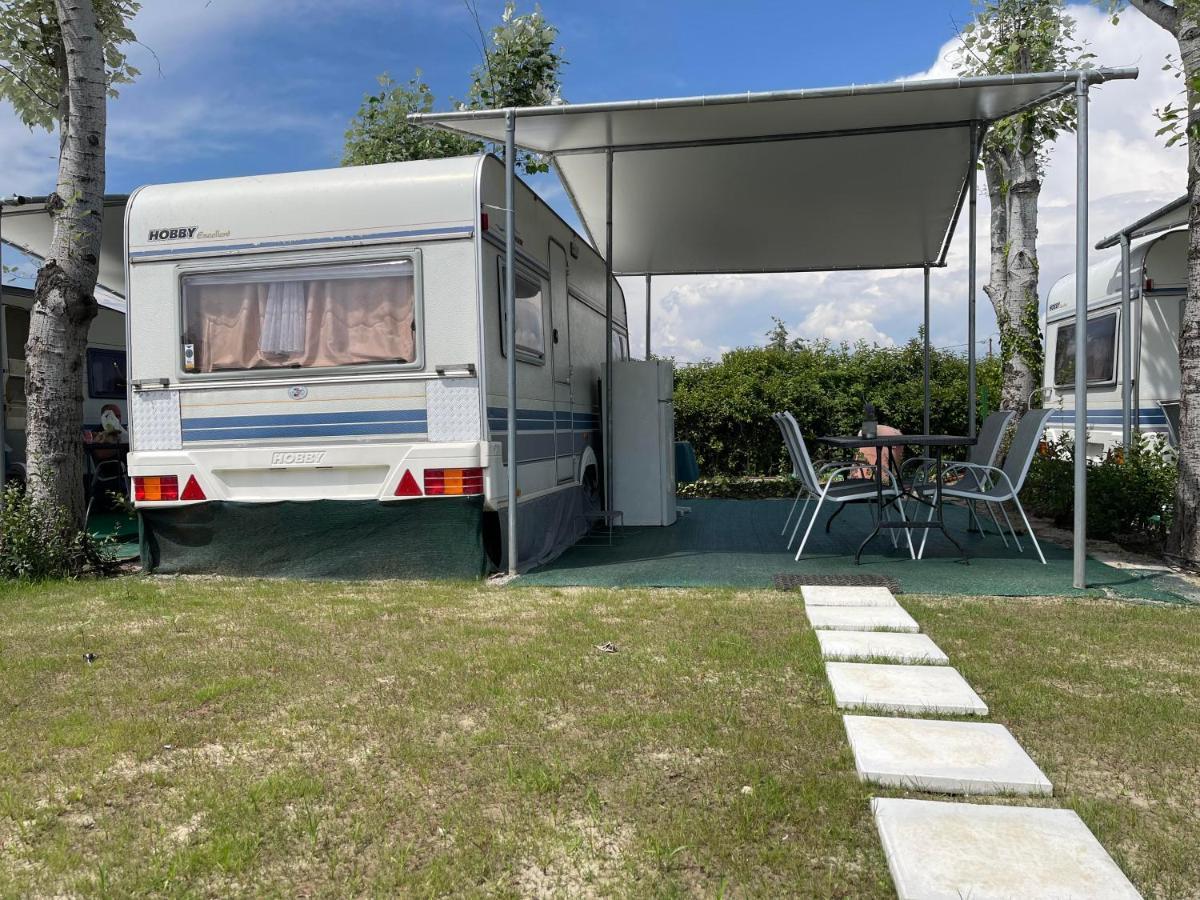 Aigeas Camping Nea Kallikrateia Екстериор снимка